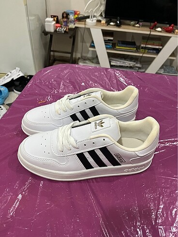 Adidas Adidas