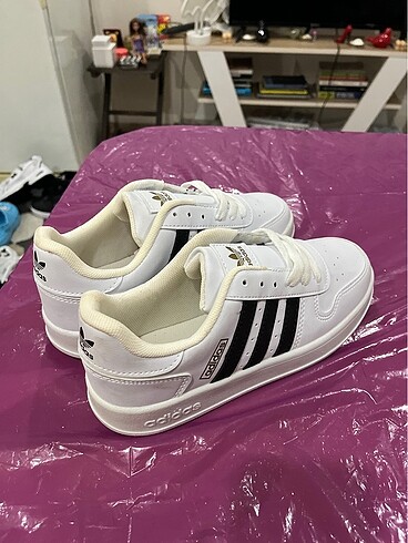 39 Beden beyaz Renk Adidas