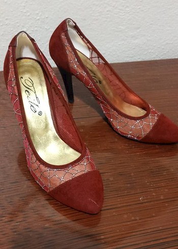 Kırmızı Süet Dantel Detaylı Stiletto