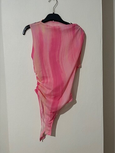 Zara body