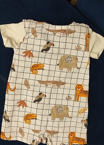LC Waikiki 12-18 aylık bebek tulumu keten kumaşlı.