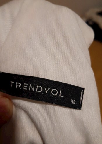 cicekli iki desenden oluşan şık elbise - Görsel 5