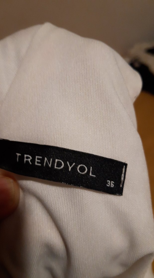 cicekli iki desenden oluşan şık elbise - Görsel 5