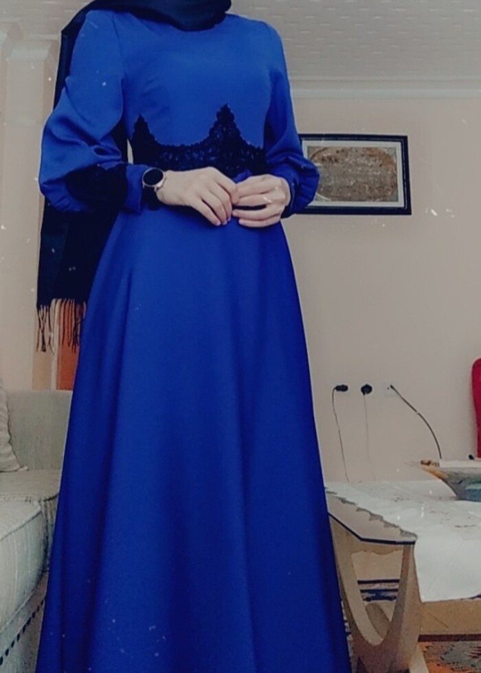 Mavi kalın yumuşak saten abiye - Görsel 2