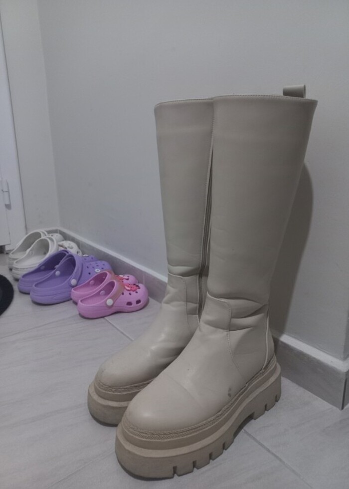 Kadın krem topuklu çizme - Görsel 3