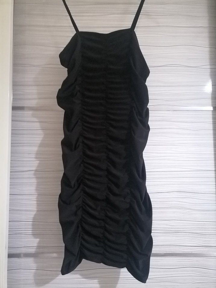 Siyah Pilili Uzun Askılı Gotik Abiye Elbise - Görsel 2