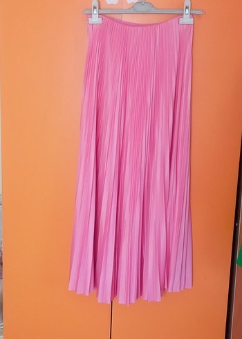 Pembe Piliseli Uzun Kadın Etek