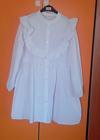 Beyaz Fırfırlı Hamile Bluzu