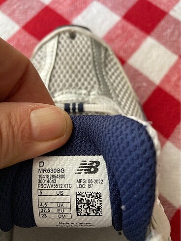 37,5 Beden New Balance 530 37,5 numara defolu