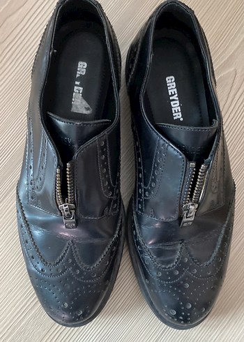 Kemerli Siyah Deri Kadın Klasik Ayakkabı - Görsel 2