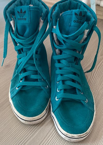 Adidas Turkuaz Süet Bağcıklı Kadın Spor Ayakkabı