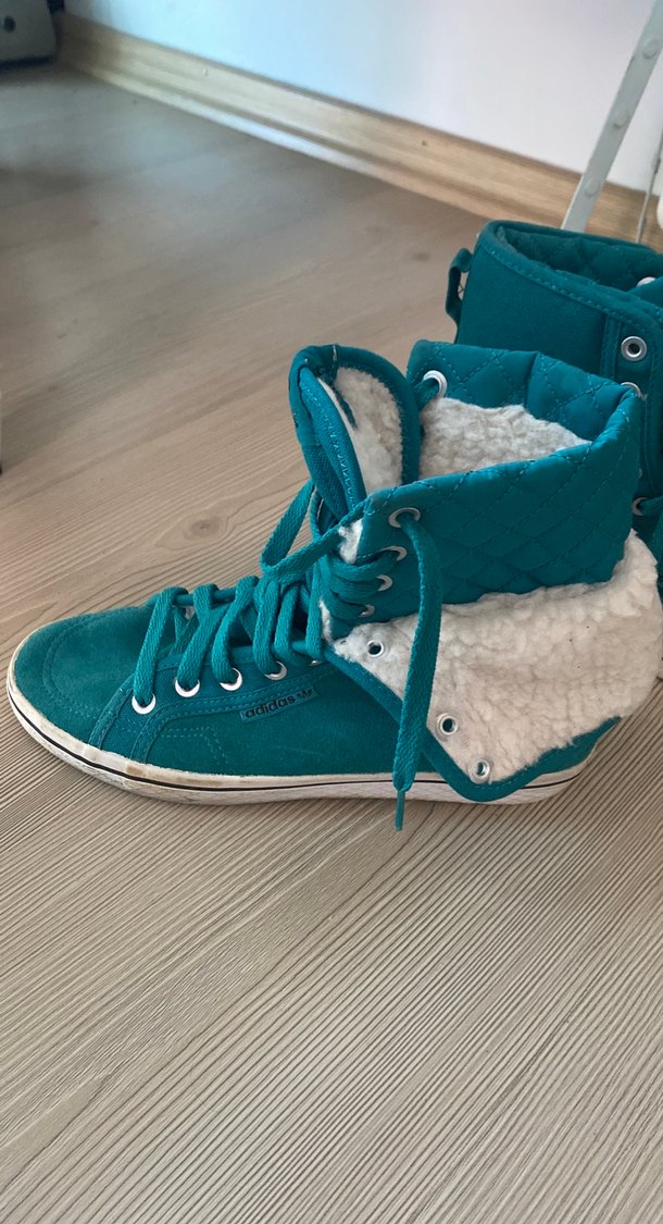 Adidas Turkuaz Süet Bağcıklı Kadın Spor Ayakkabı - Görsel 3