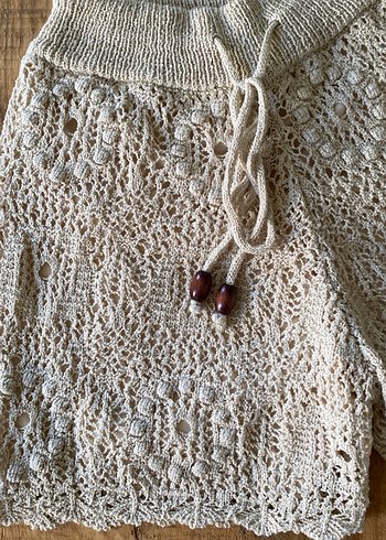 Bej Nakışlı Örgü Mini Şort - Görsel 2