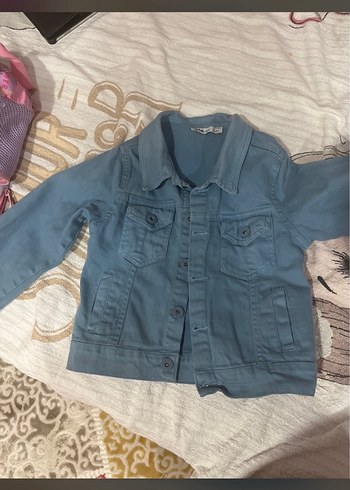 Kadın Düğmeli Mavi Denim Ceket