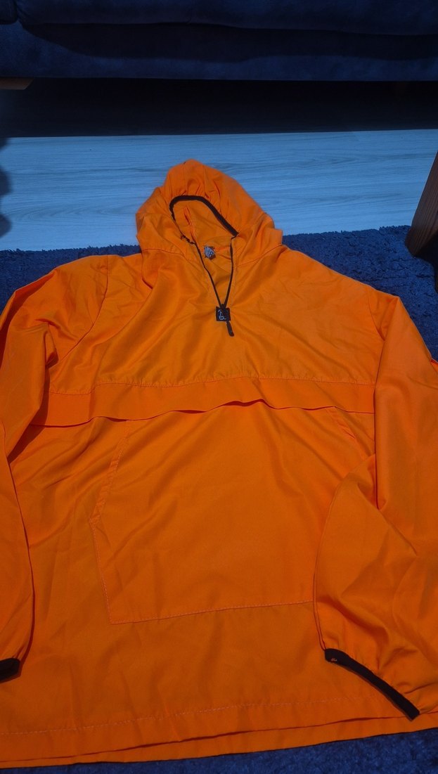 Turuncu Kapüşonlu  Yağmurluk - Görsel 2