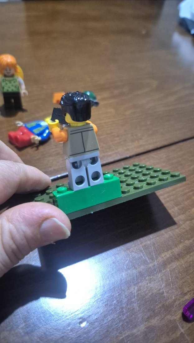 Kahverengi Lego Minifigür - Görsel 3