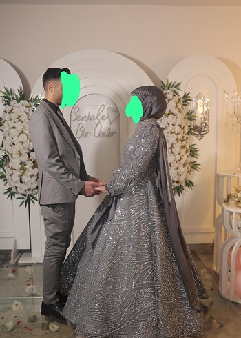 Uzun Gri Yılan Desenli Drapeli
Nişan abiye düğün abiye - Görsel 3