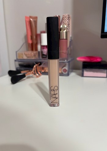 Nars Kapatıcı