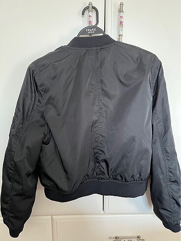 l Beden PULL&BEAR mont kısa
