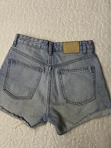 Pull and Bear PULL&BEAR jean şort