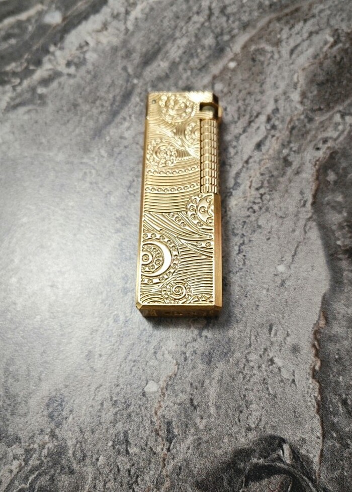 Orjinal altın rengi çakmak - Görsel 3