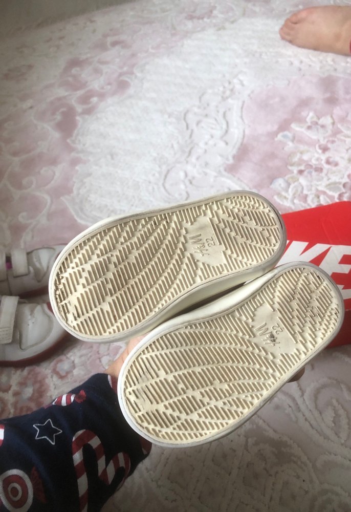 Pembe Kadife Kürklü Kız Çocuk Spor Ayakkabı - Görsel 3