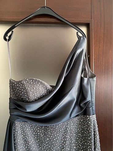 tül taşlı tel omuz abiye - Görsel 6