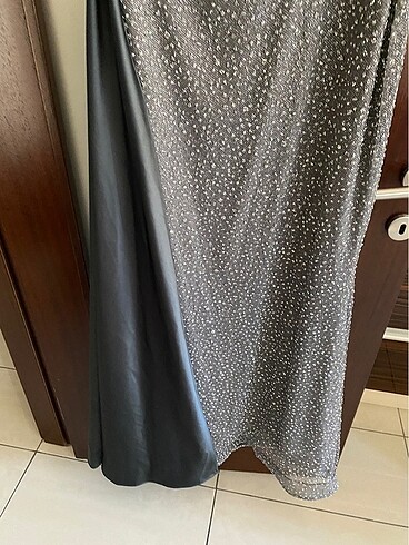 tek omuzlu abiye - Görsel 10