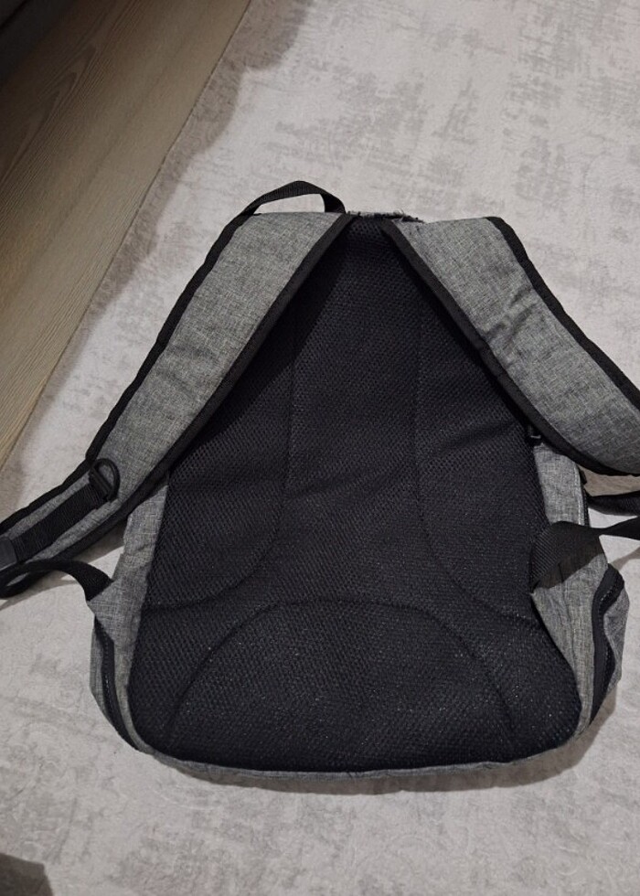 Okul çantası  - Görsel 2