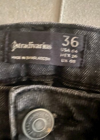 Stradivarius Siyah Beli Kemerli Midi Kadın Kot Pantolon