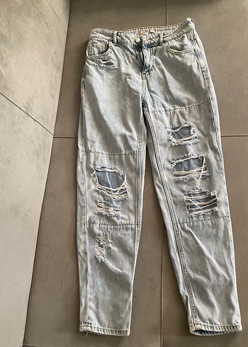Gri Yırtık Bol Kesim Denim Kadın Jean