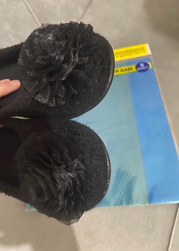 Kız Çocuk Siyah Lastikli Babet Ayakkabı - Görsel 3