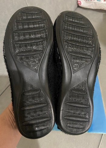 Kız Çocuk Siyah Lastikli Babet Ayakkabı - Görsel 2