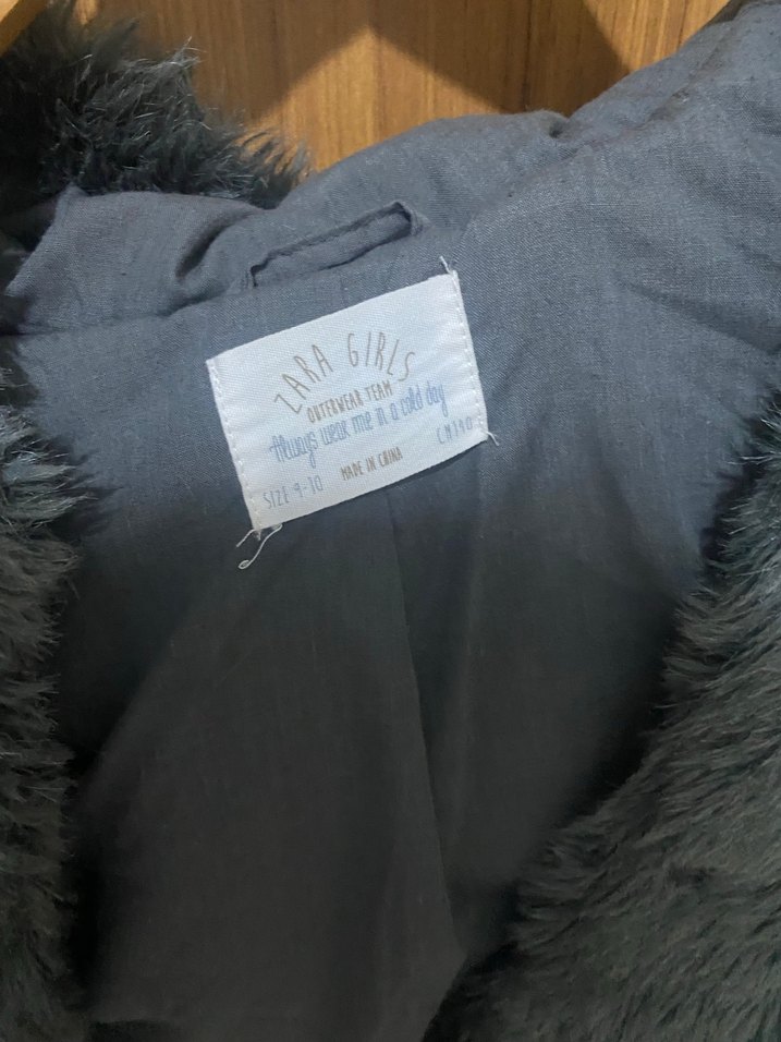 Gri Kürklü Kapüşonlu Yelek - Görsel 3