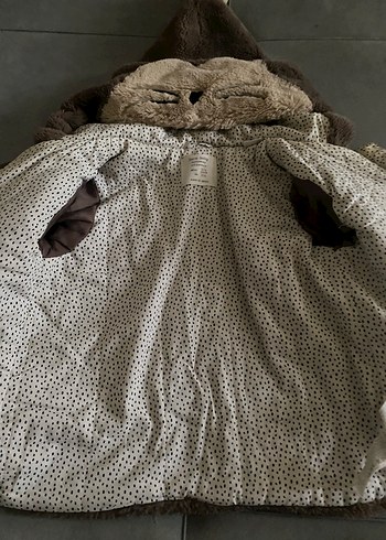 Kız Çocuk Kahverengi Kapüşonlu Peluş Ceket - Görsel 3