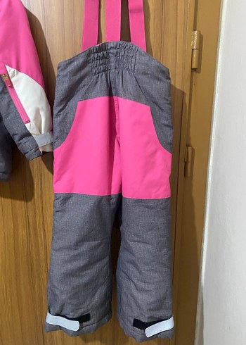 Kız Çocuk Gri-Pembe Fermuarlı Mont ve Pantolon - Görsel 8