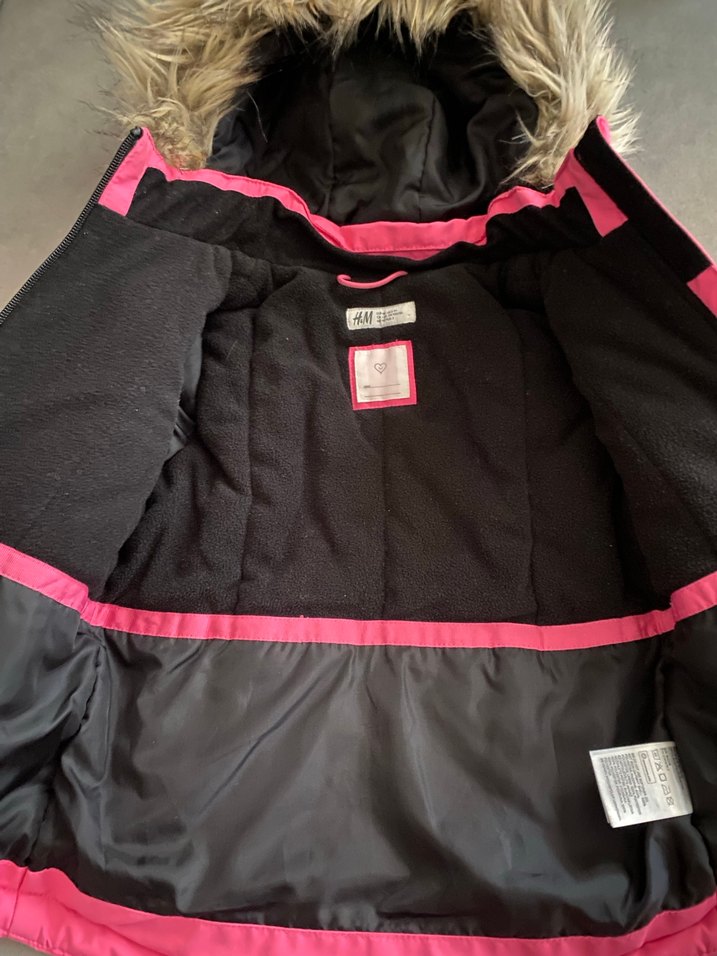 Kız Çocuk Parlak Pembe Kürklü Mont - Görsel 2