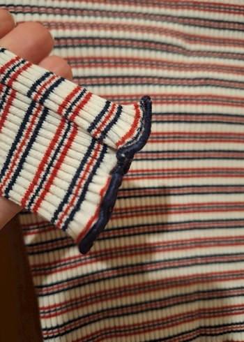 Uzun Kollu Çizgili Triko crop - Görsel 3