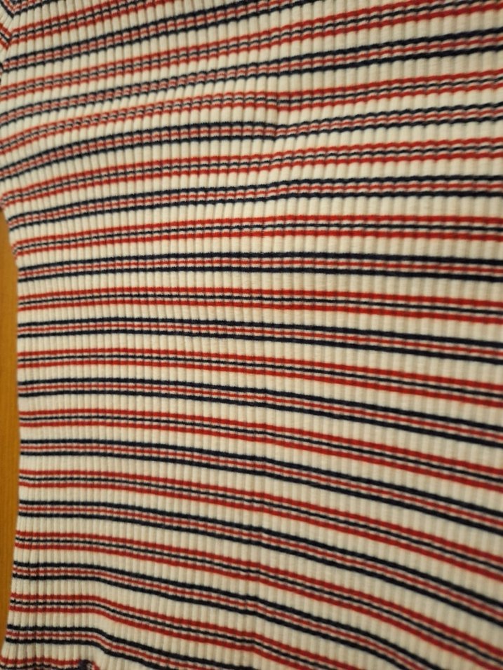 Uzun Kollu Çizgili Triko crop - Görsel 4