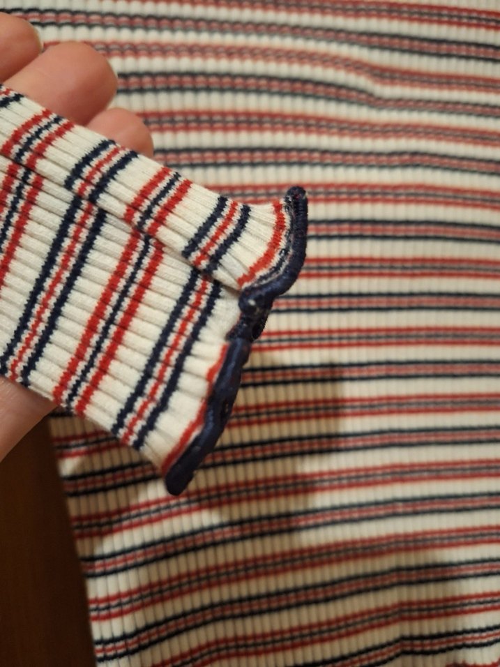 Uzun Kollu Çizgili Triko crop - Görsel 3