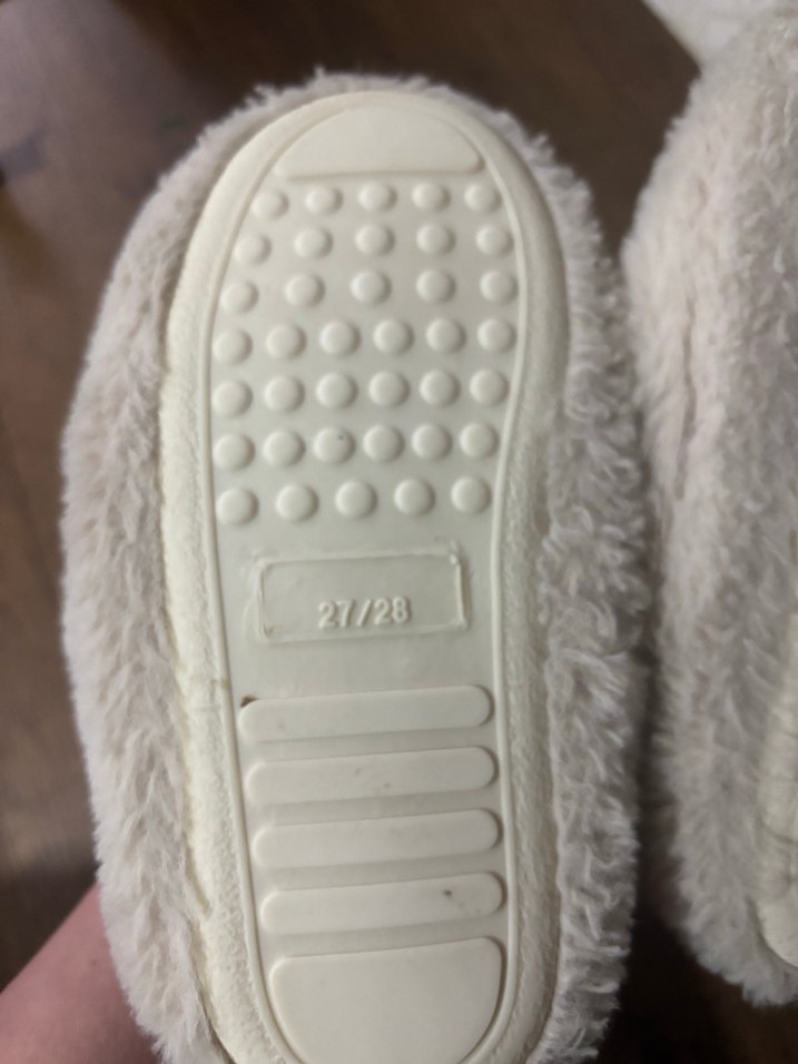 Kız Çocuk Gri Nakışlı Kürklü Ev Terliği - Görsel 3