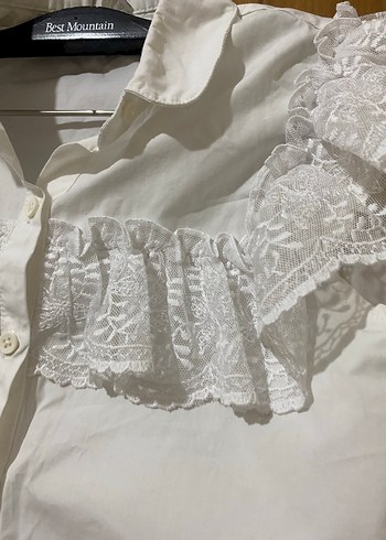 Kızlar için Beyaz Fırfırlı Kolsuz Gömlek - Görsel 4