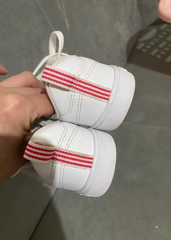 Beyaz Adidas Spor Ayakkabı - Görsel 6