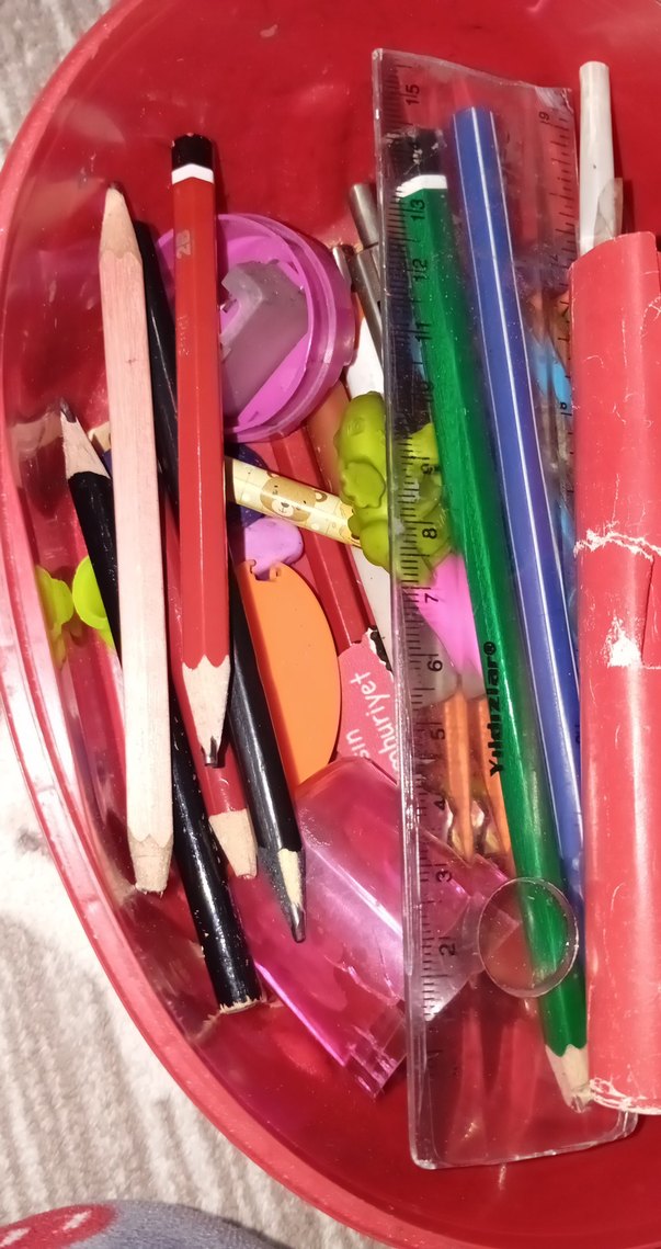 Renkli Okul Aktivite Malzemeleri Seti - Görsel 2