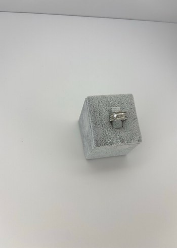 Diğer Ortası Parlak Çiçek Detaylı Kalın Silver Earcuff