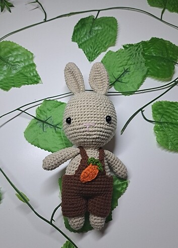 Tulumlu tavşan amigurumi