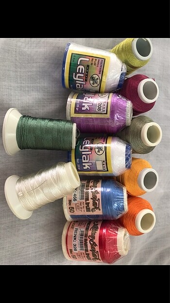 Polyester dantel ipliği