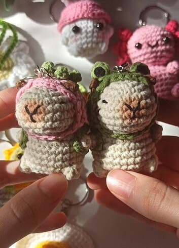 Hello Kitty Capybara anahtarlık çifti