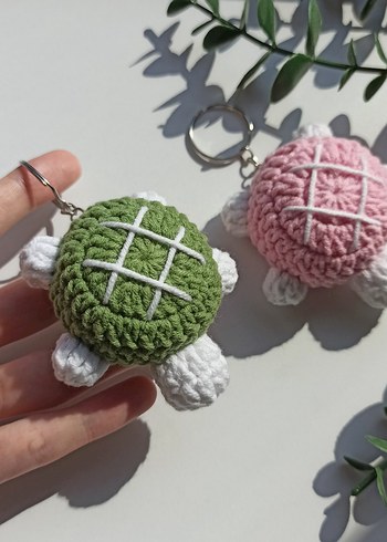 Hello Kitty Renkli Örgü Kaplumbağa Anahtarlık Çifti
