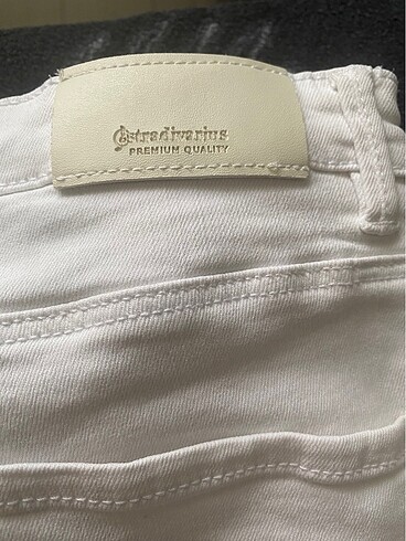 m Beden beyaz Renk Stradivarius jean